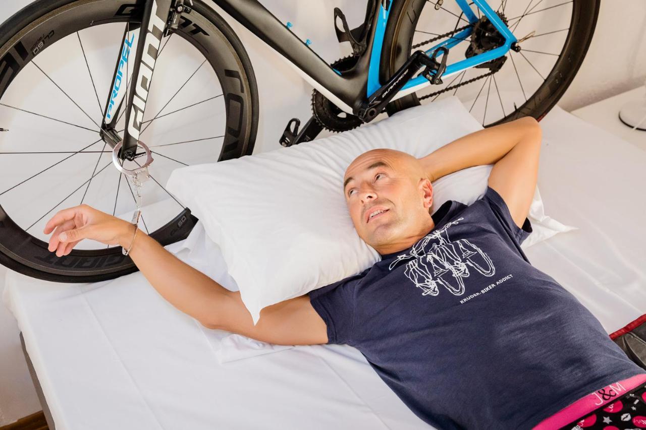 Alp Apartments Ski & Bike - Tourneuve5 Aosta Ngoại thất bức ảnh
